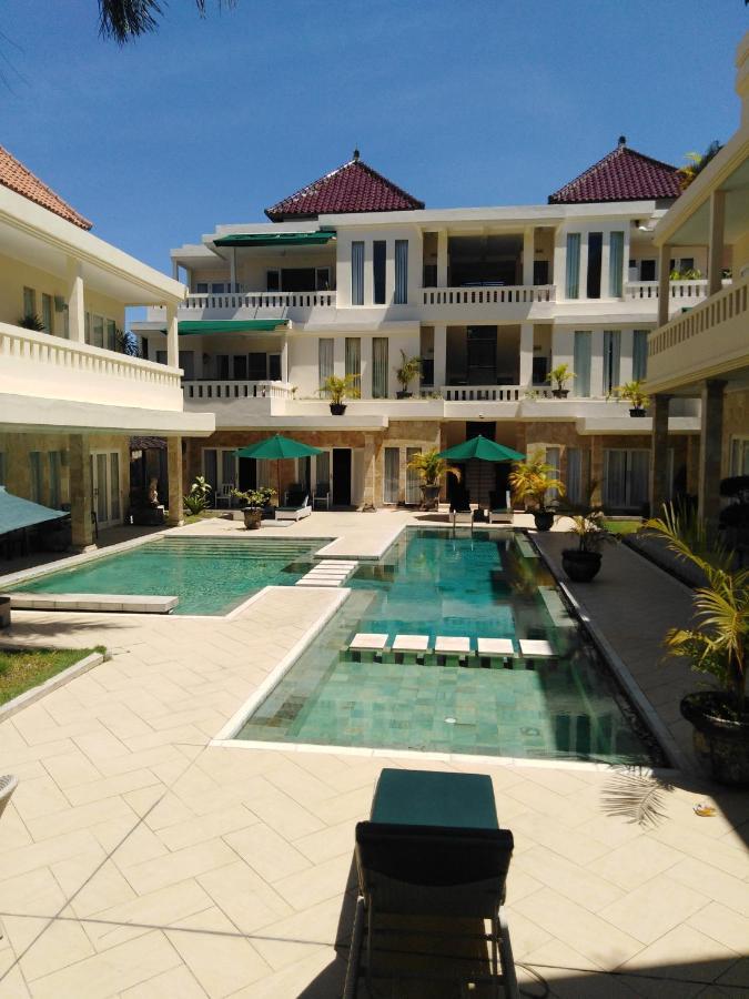 Bali Court Hotel & Apartment Легиан Экстерьер фото