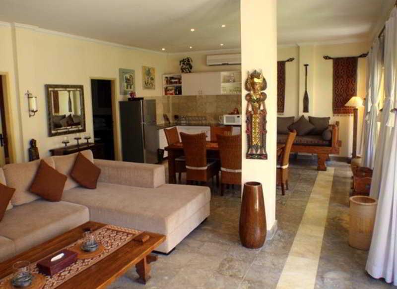 Bali Court Hotel & Apartment Легиан Экстерьер фото