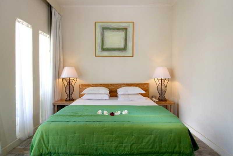 Bali Court Hotel & Apartment Легиан Экстерьер фото