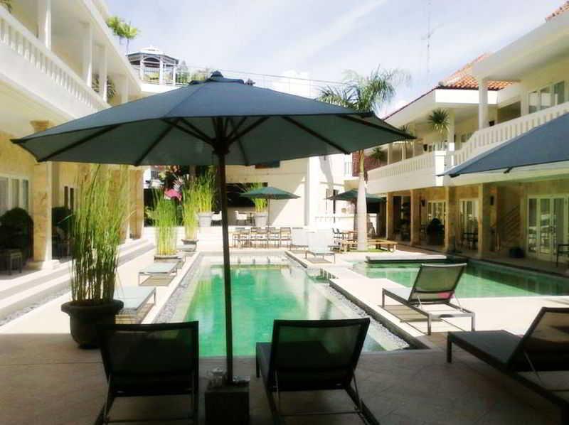 Bali Court Hotel & Apartment Легиан Экстерьер фото