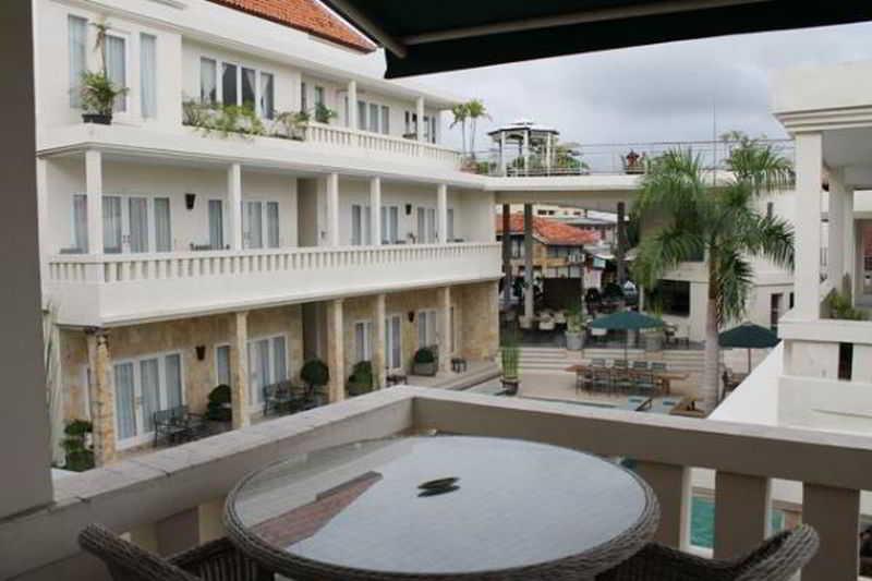 Bali Court Hotel & Apartment Легиан Экстерьер фото